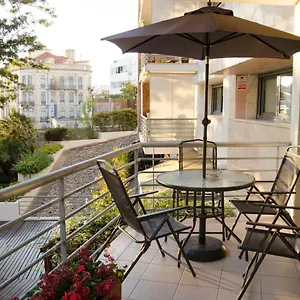 Appartement Joivy Graca Luminous 2-br With Terrace, Lisboa